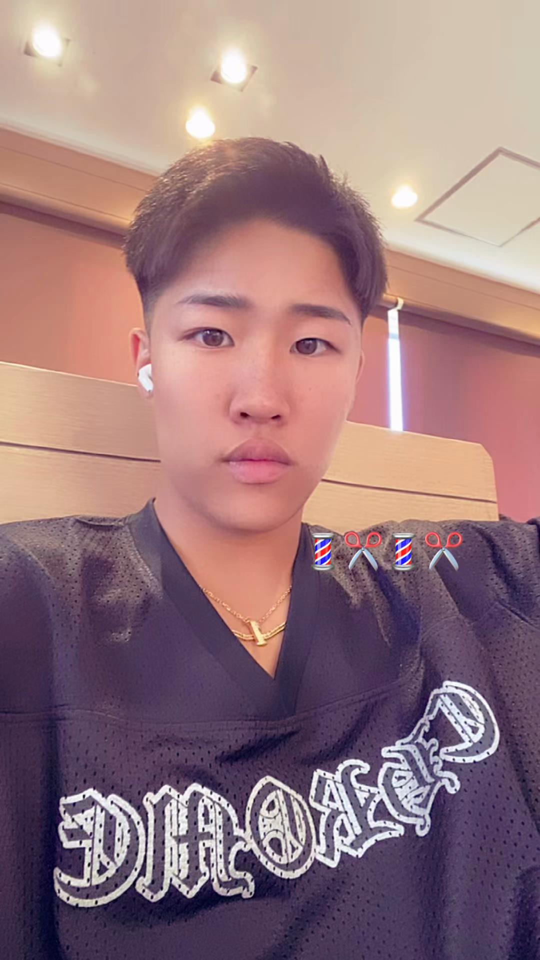 @心侍朗💎