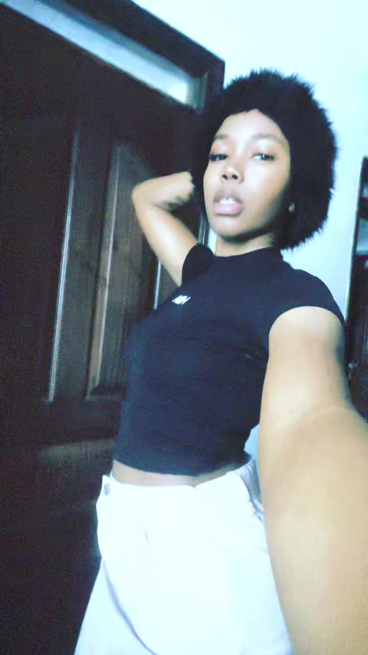 @_Badgirlriri