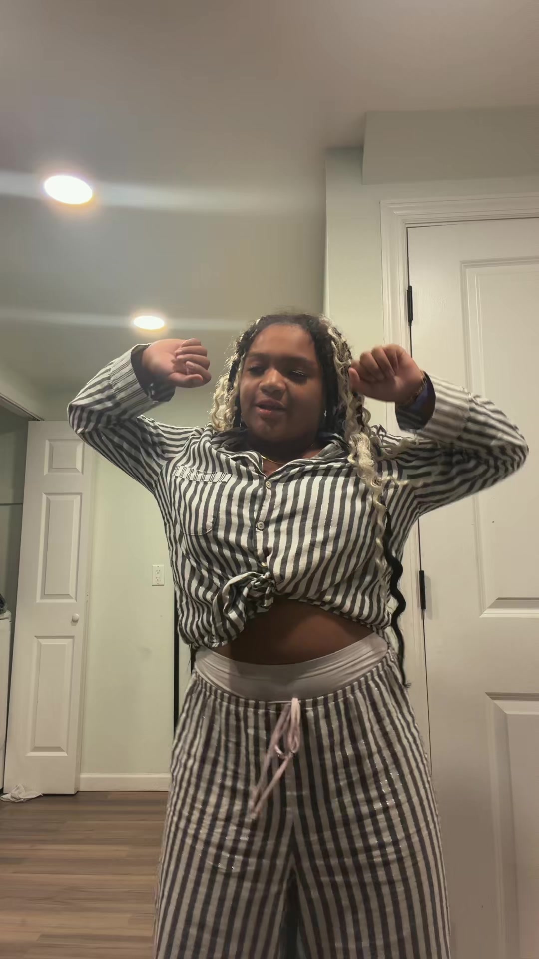 @justmenyla5685