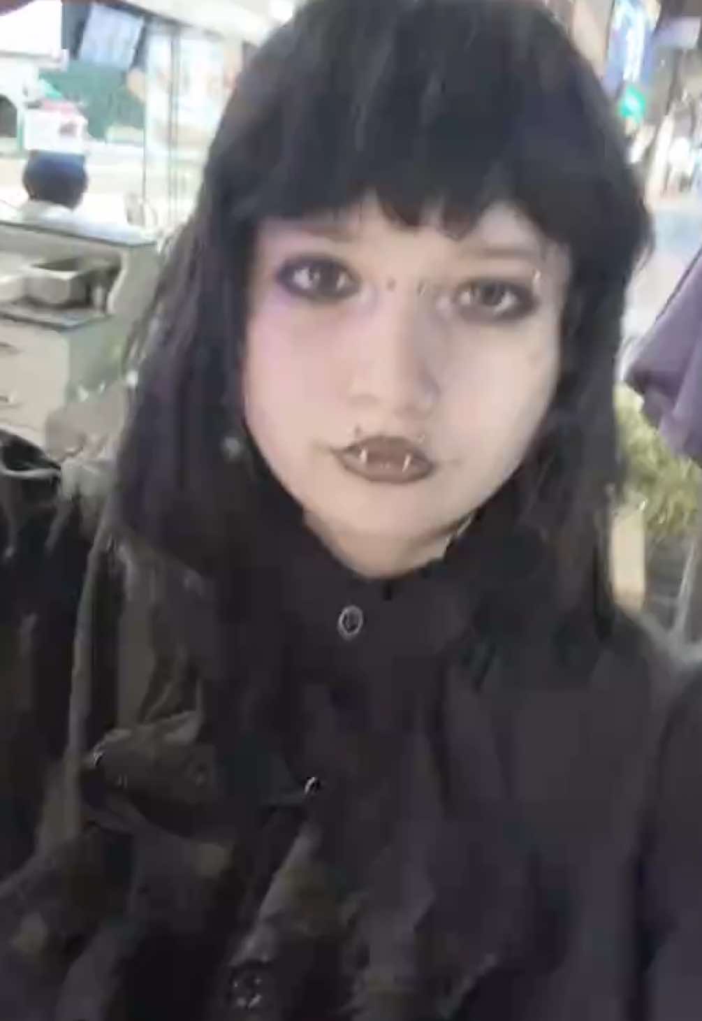 @Белис🧟&zwj;♀️