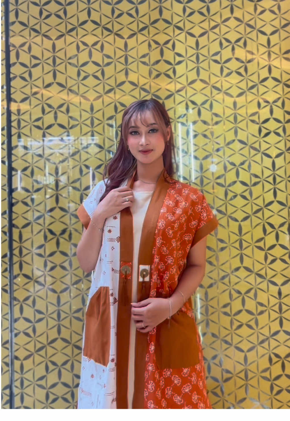 @Model_Kesyalianaaa