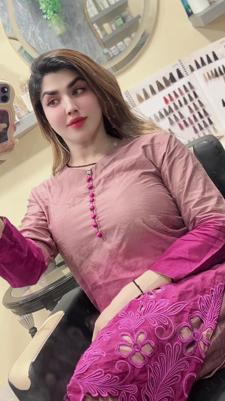 @Queen110👑