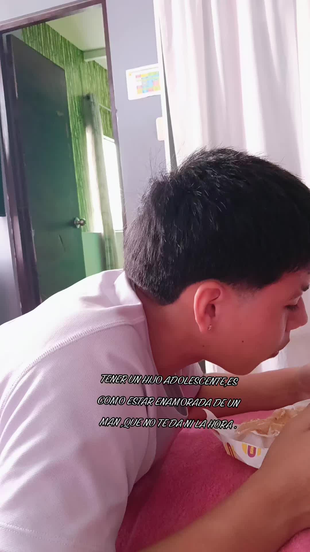 @ANILU🥰