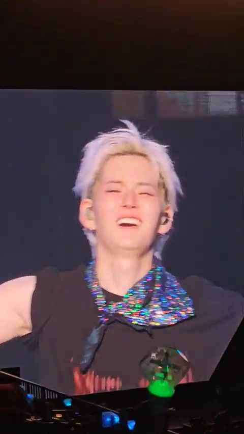 @Vilossa_