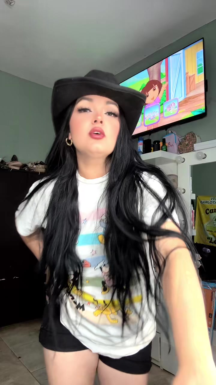@letiiilopeez