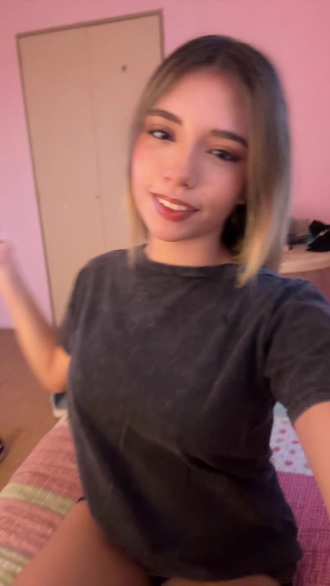 @Cami