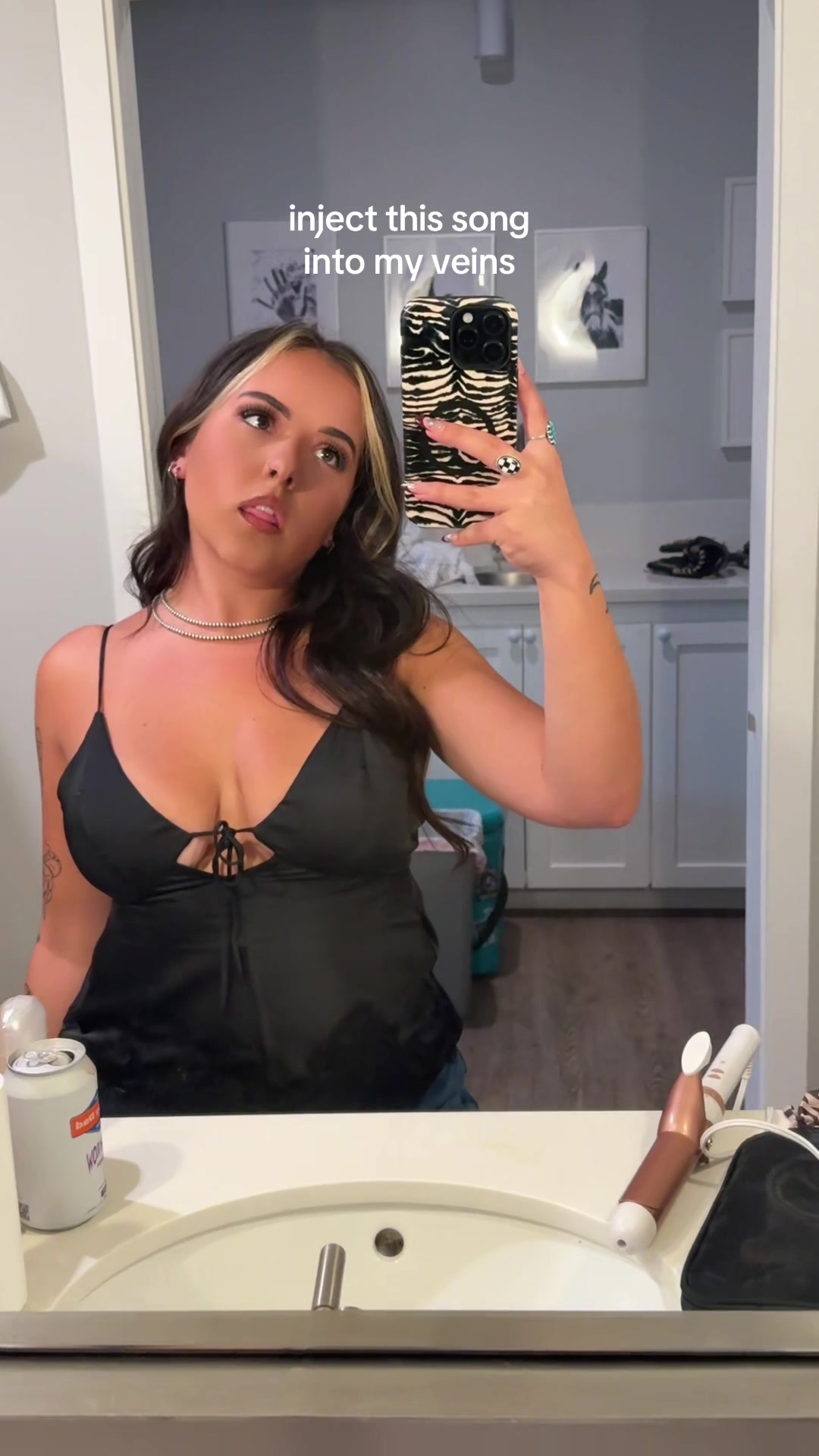 @pikivids_