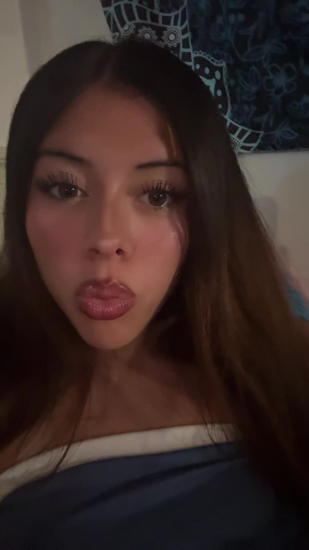 @ꨄ