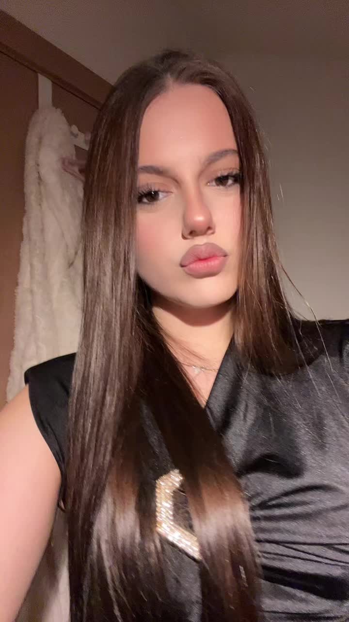 @elenica