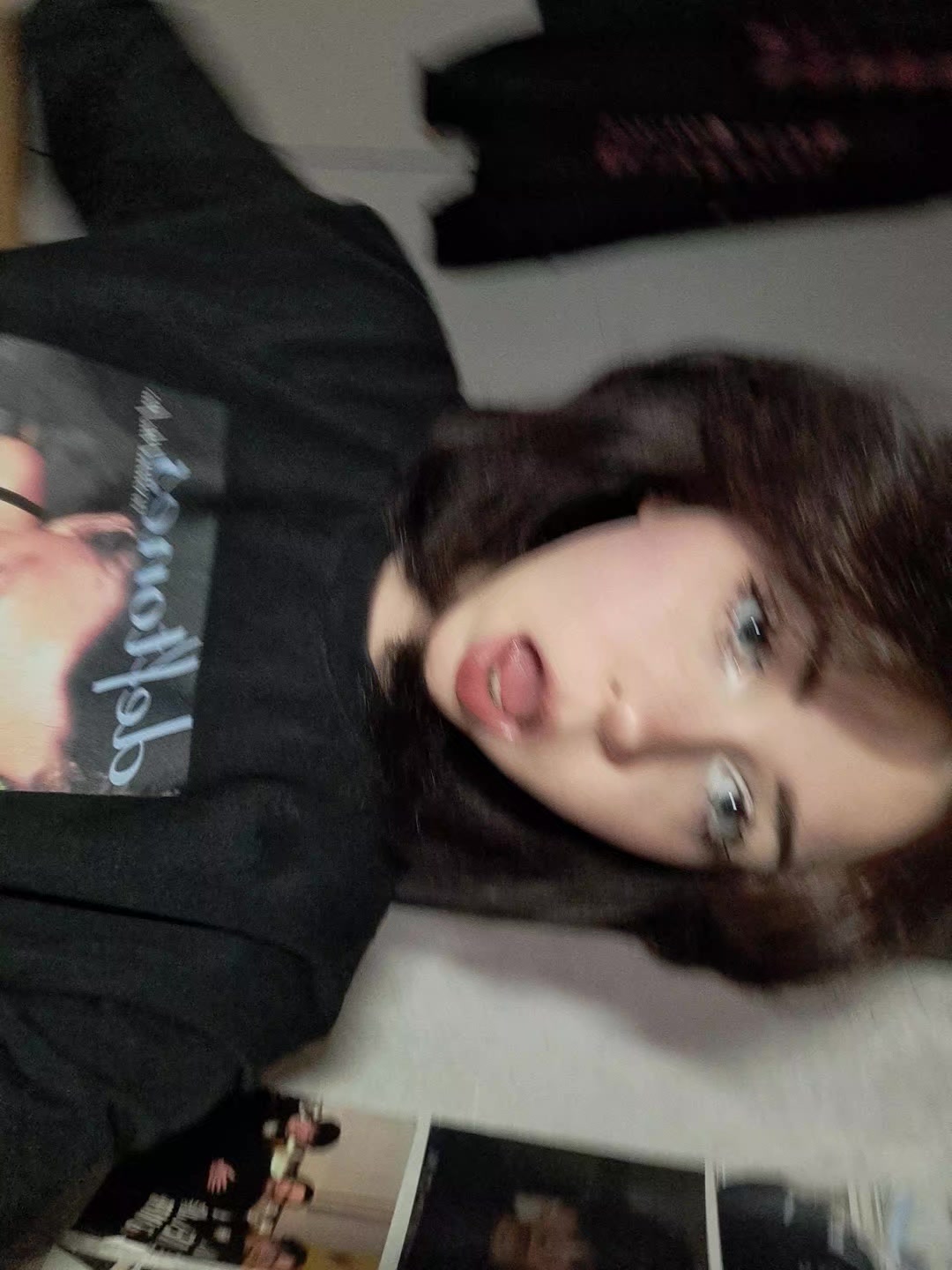 @xidhs@
