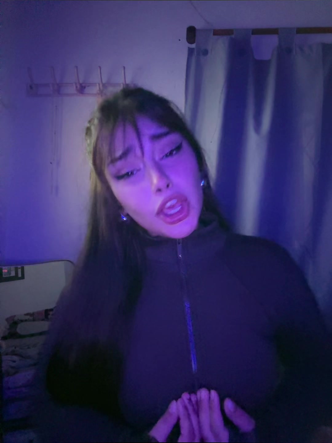 @yazzy