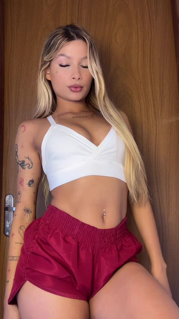 @Monyelleof