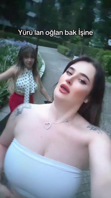 @Laramm