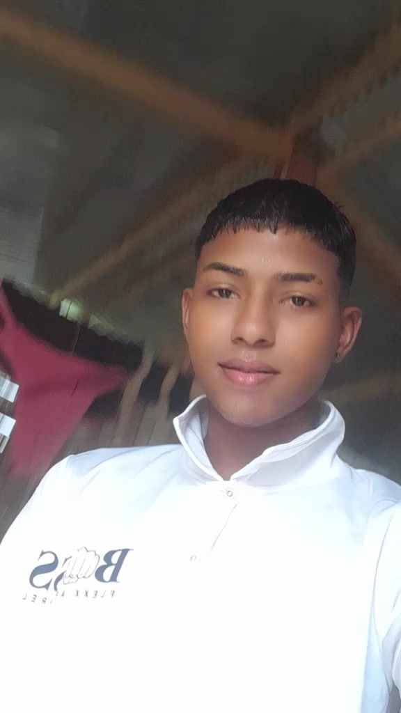 @ATT: LA FRII 04😎♥️