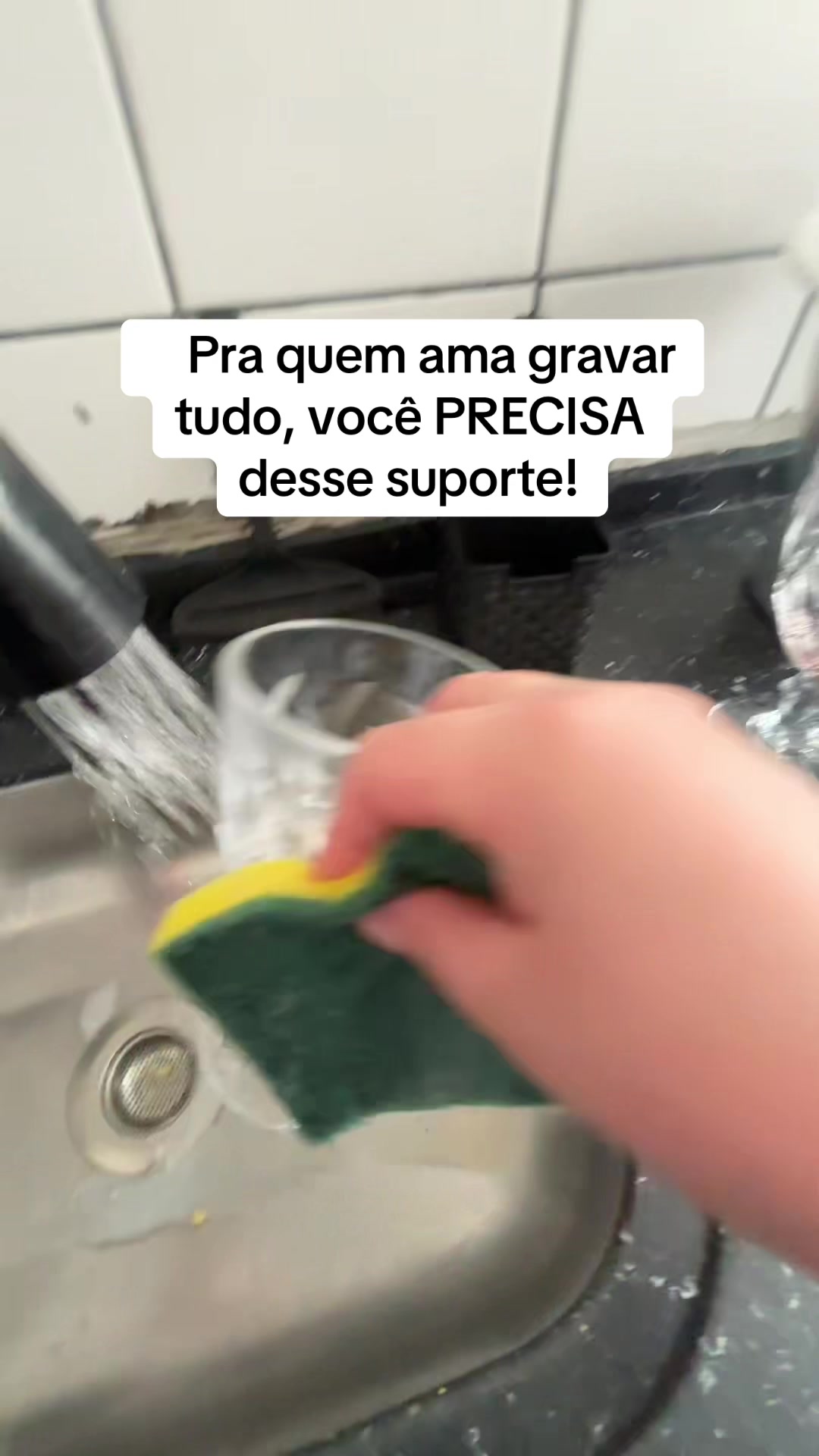 @Yasnaya Soares