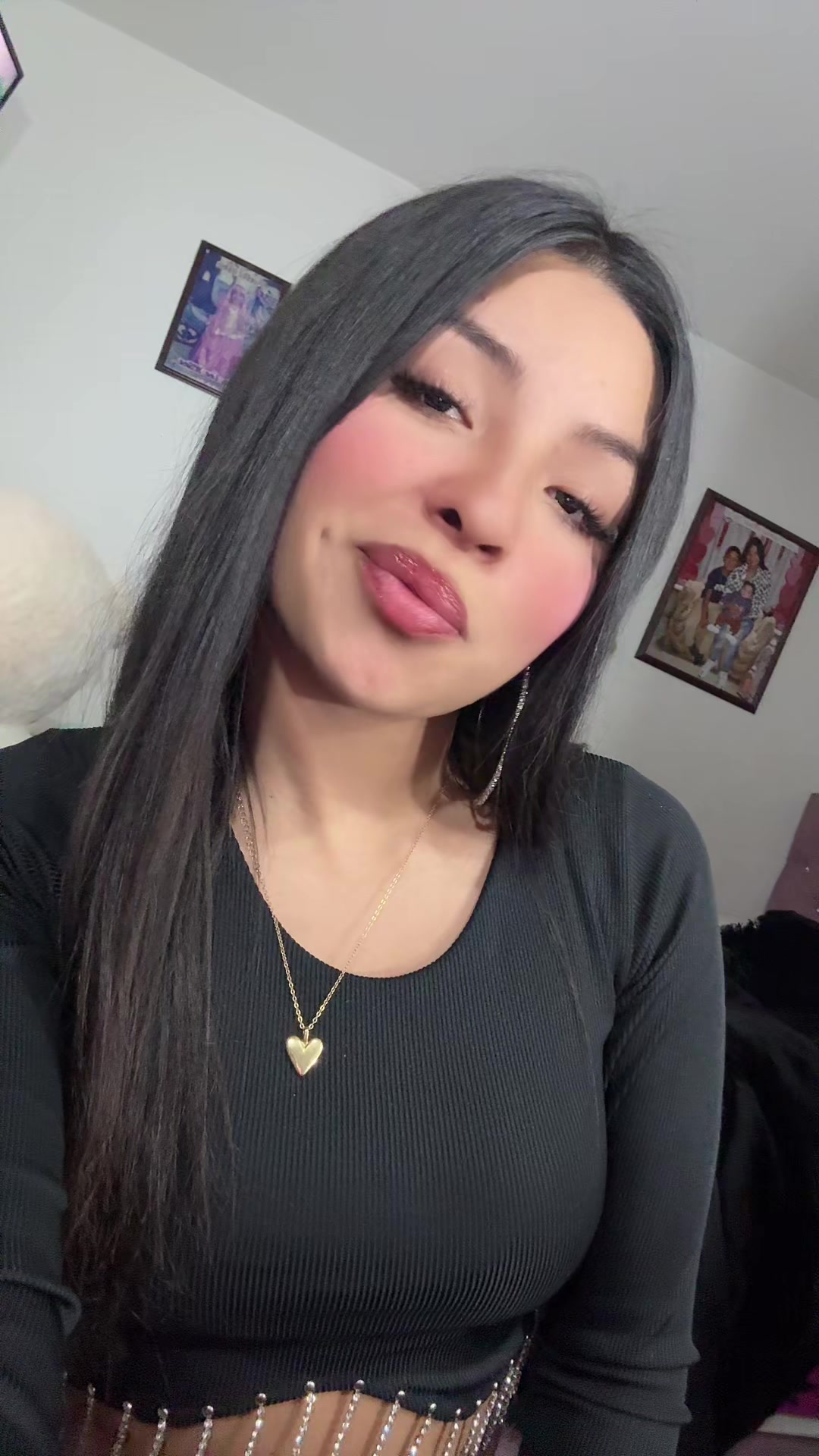 @Laurita🎀