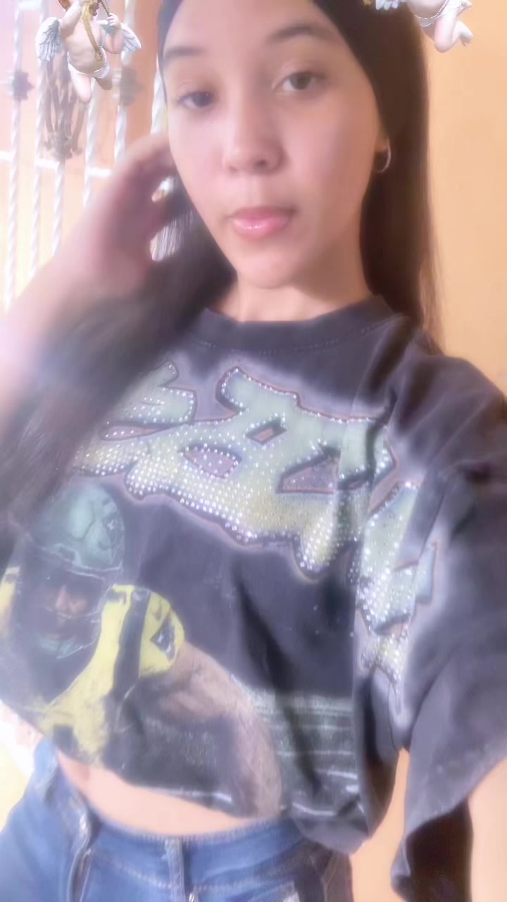@Xoxo_daileni