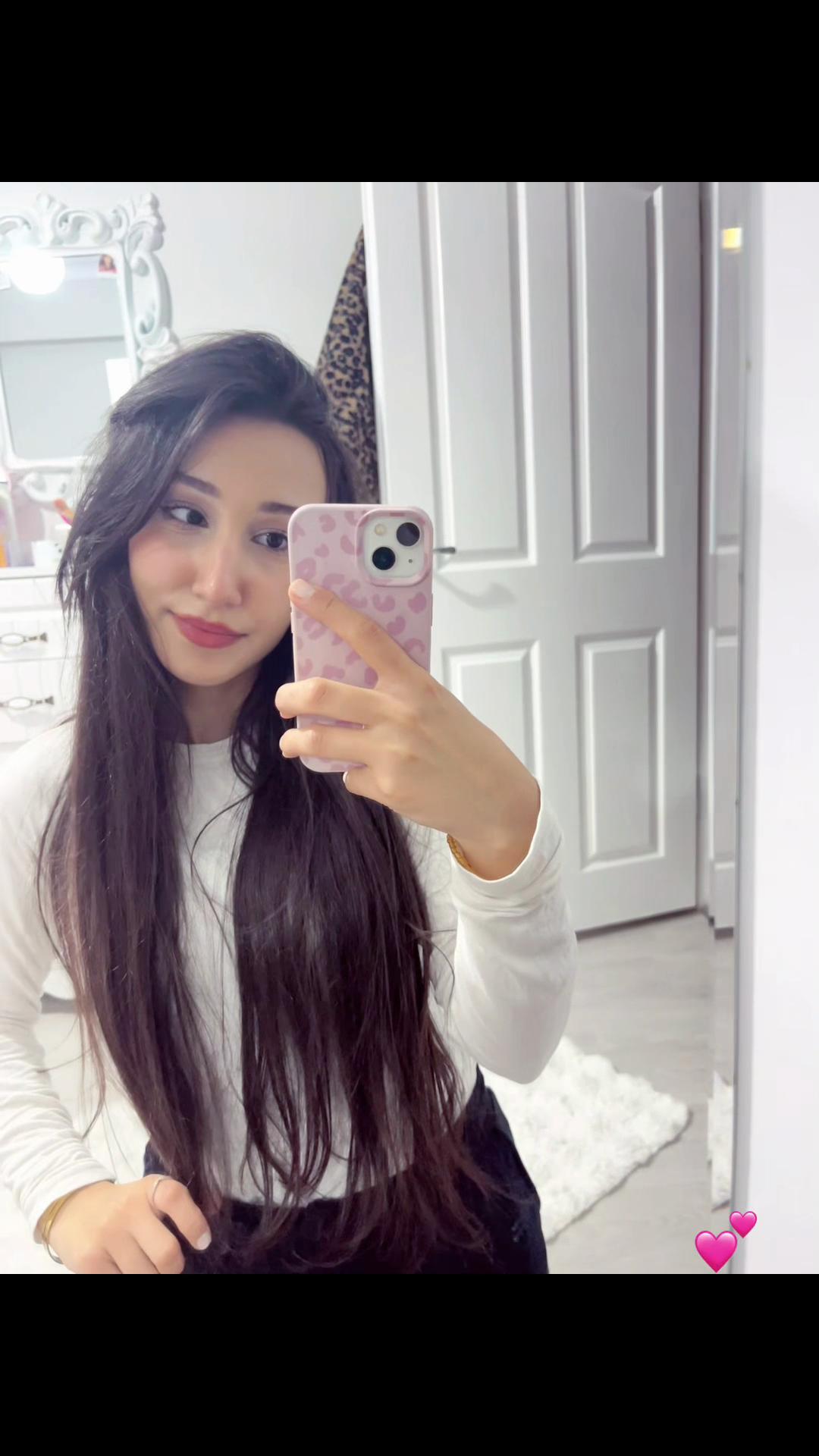 @Asya Erdal