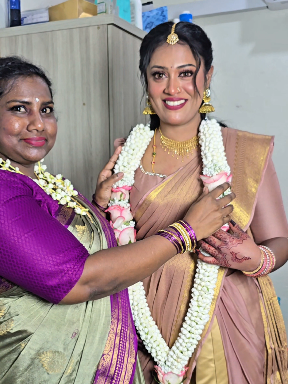 @Meenashri Bridal & Film MUA