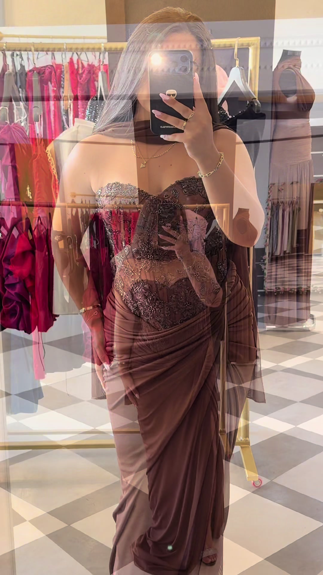 @Fustane me Qera Azal Store
