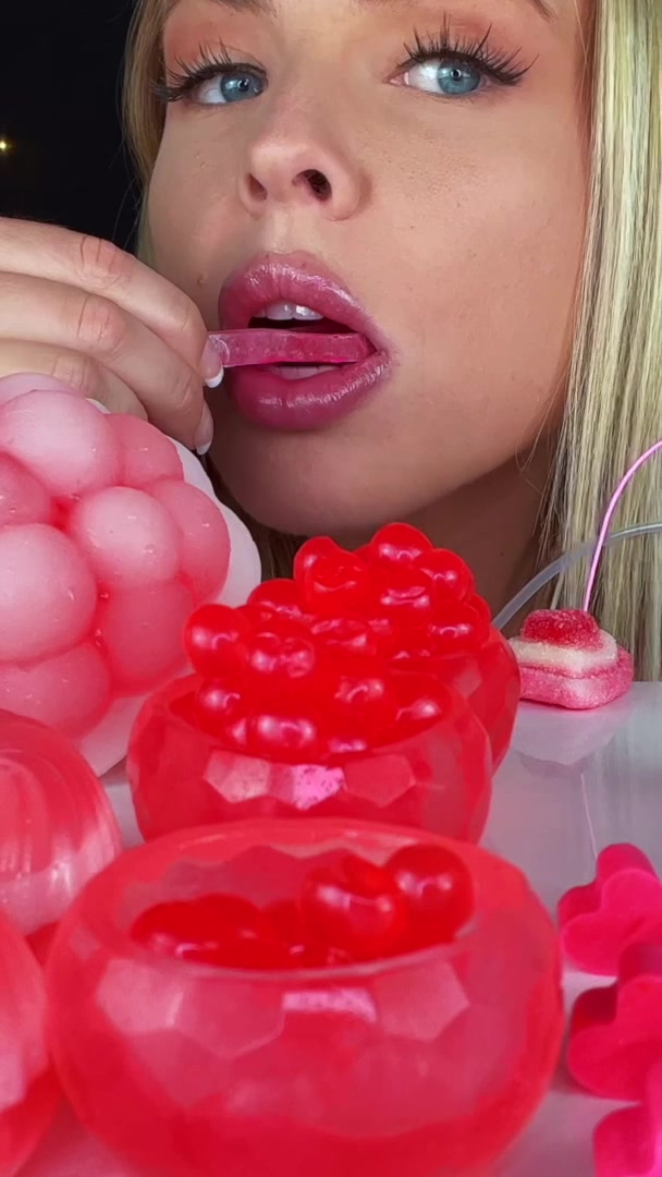 @HunniBee ASMR
