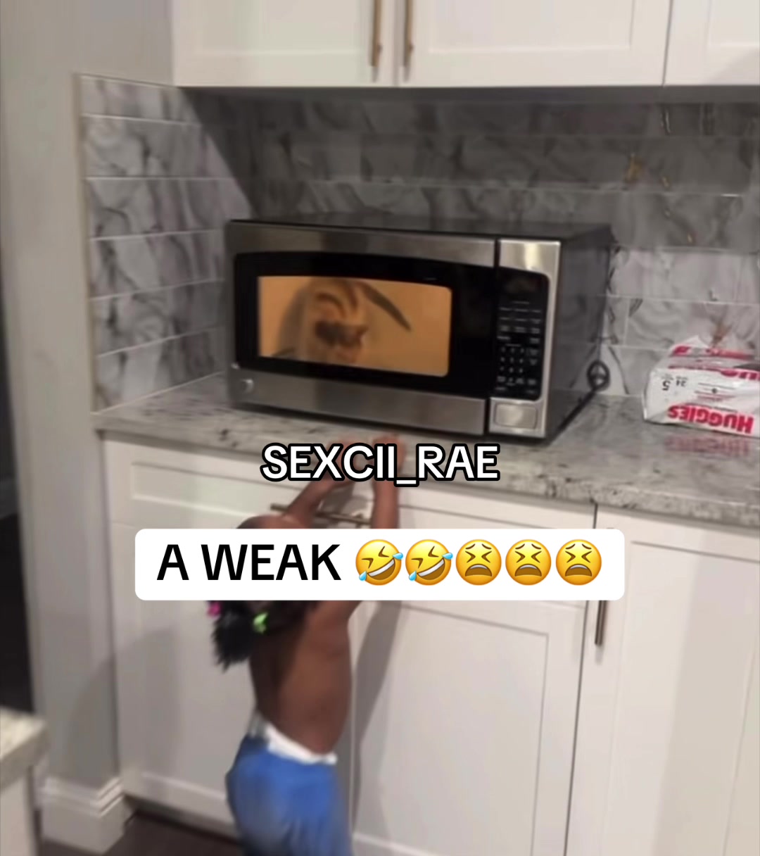 @SEXCII_RAE_NUH_TRUST_NOBODY