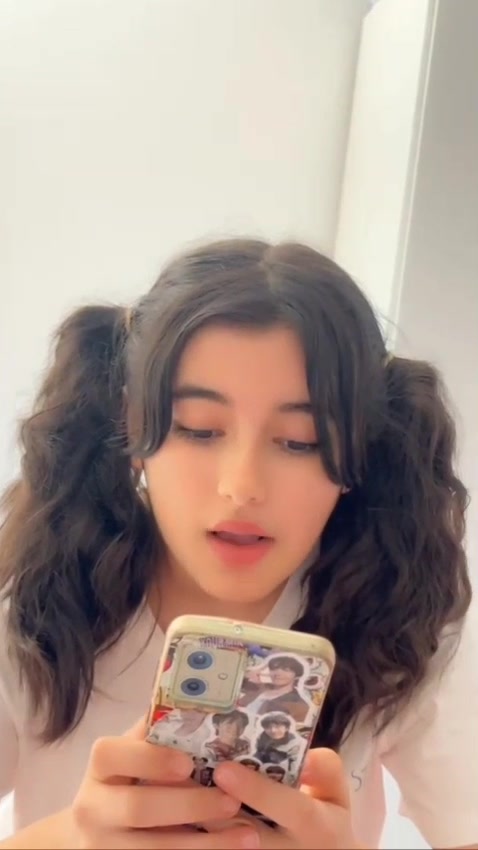 @Elanur.11