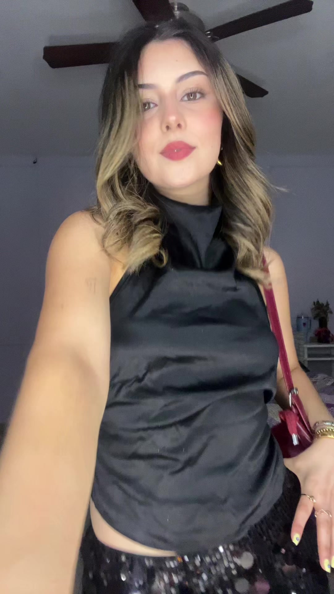 @Alondra_mendivil
