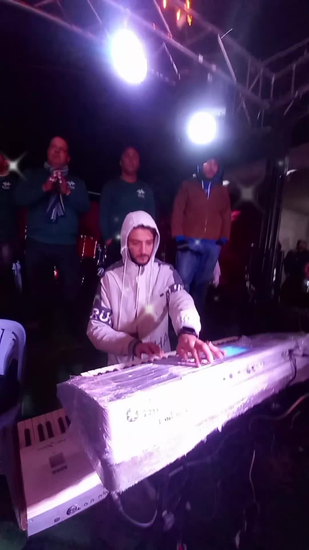 @✨️𝔼ℝℝ𝕆𝕌𝔹𝕃𝔸✨️