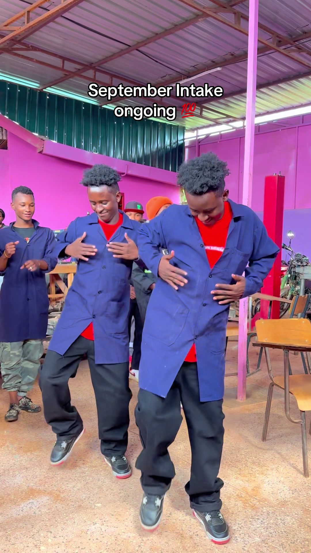 @Twinstars Africana🇰🇪