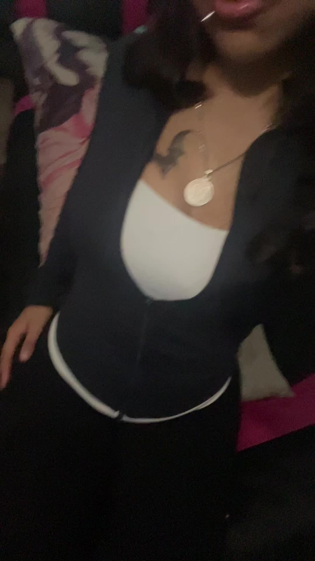 @Tiffani