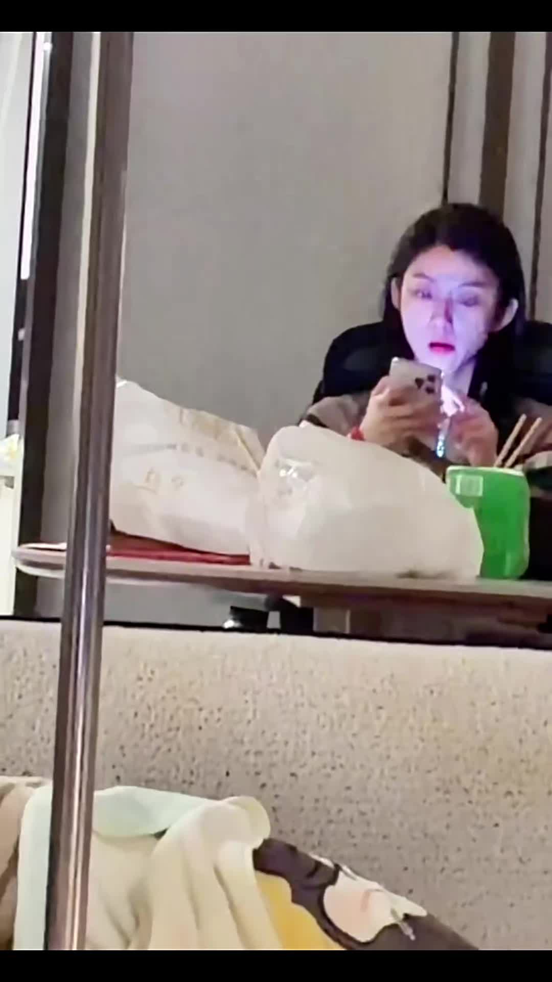 @Hushuo ShaoRe 胡说行家(小胡说)