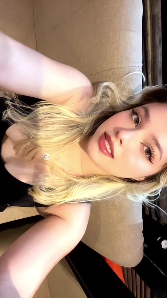 @Ela