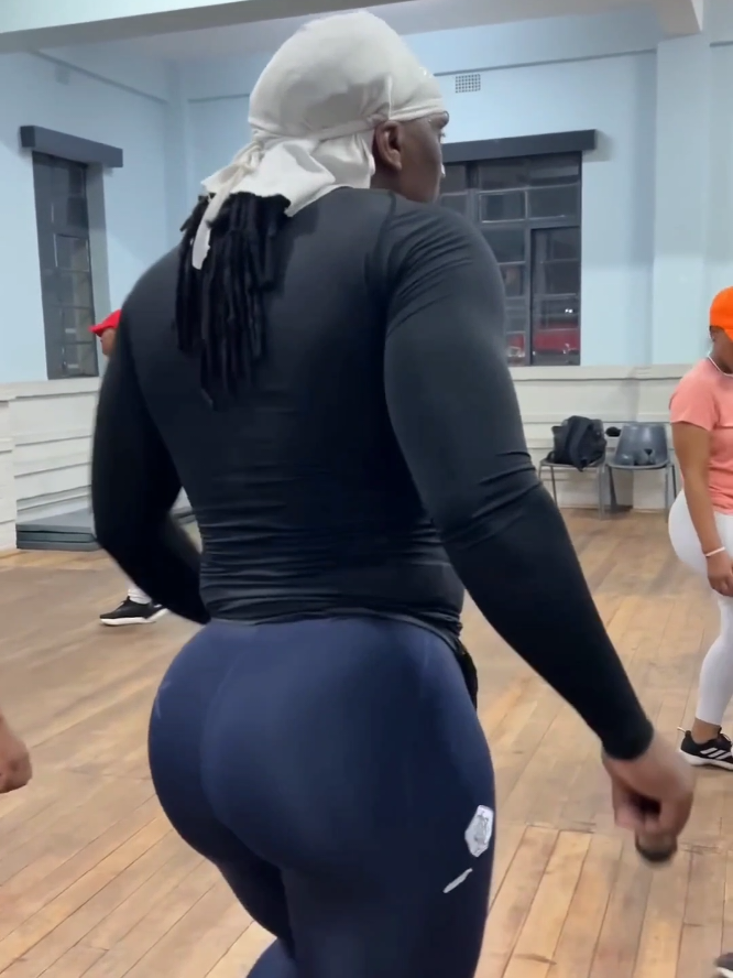 @king of Squats 👑