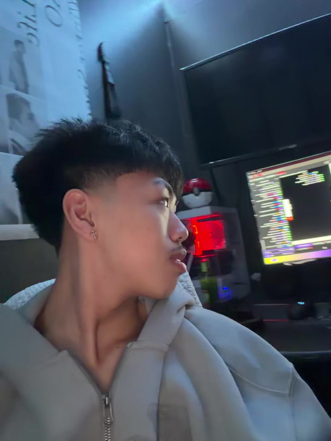 @yajshii