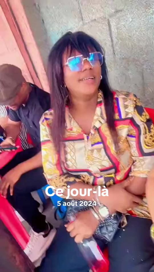 @Carine Ngoyi