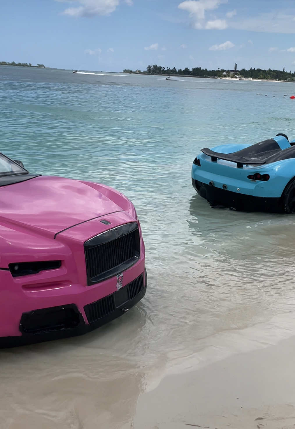 @bahamasjetcar