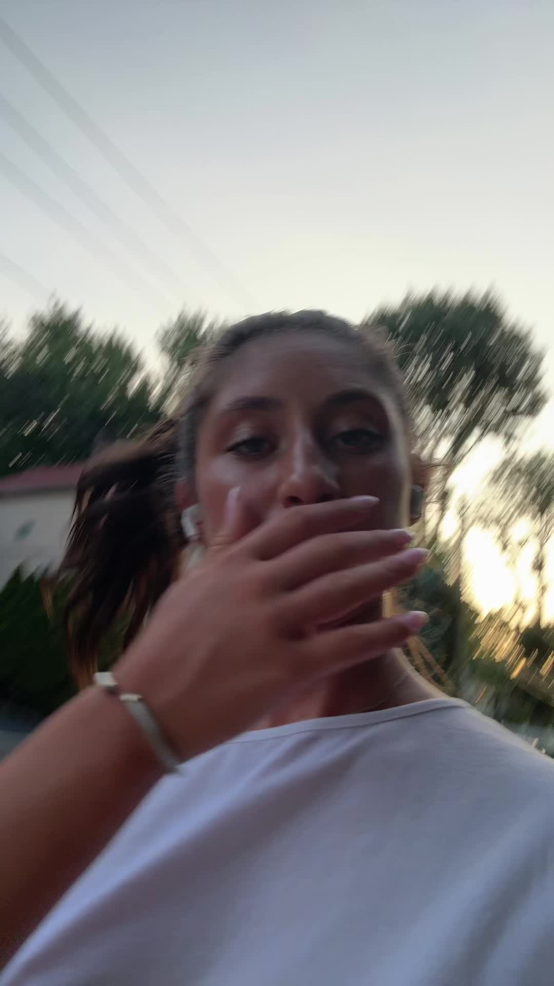 @yo