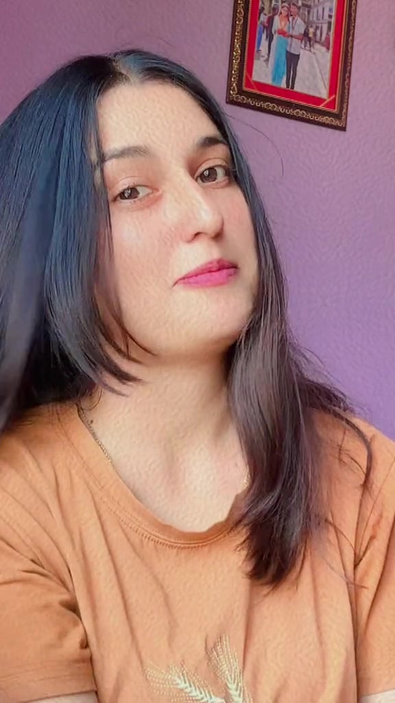 @Ambika🧿