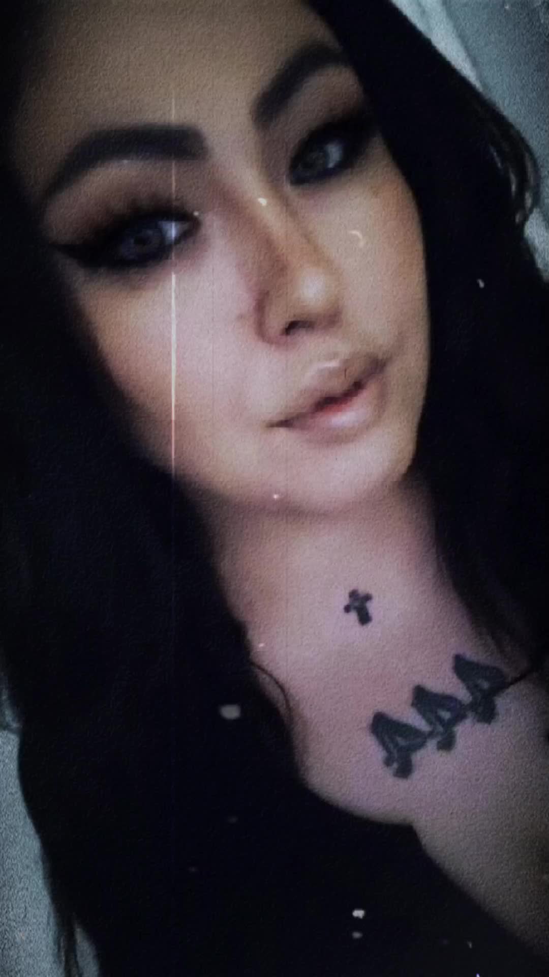 @bebexoxo