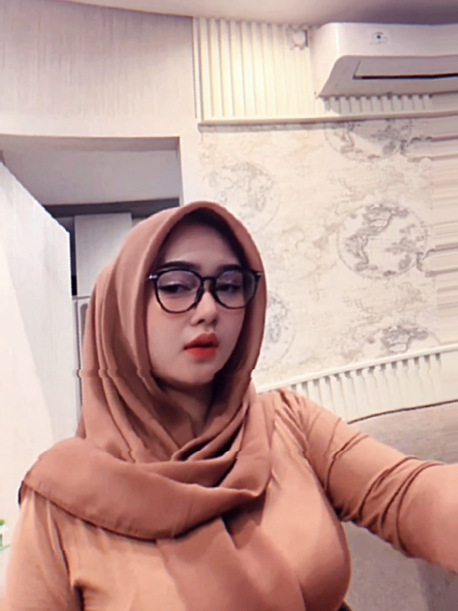 @Ara nurdianty🐝