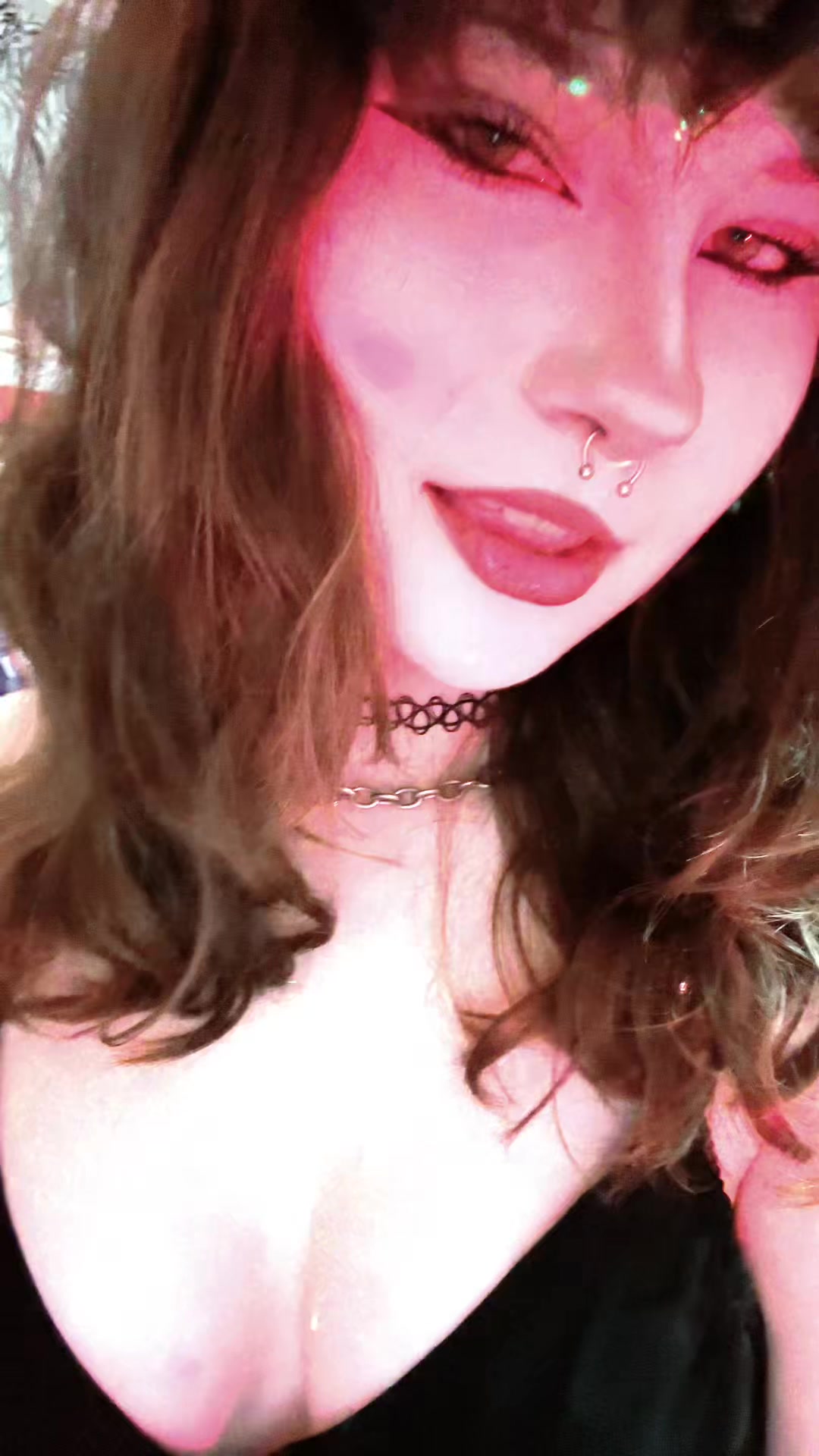 @dommi |-/ ⦻