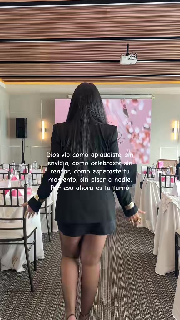 @Coraliamelo