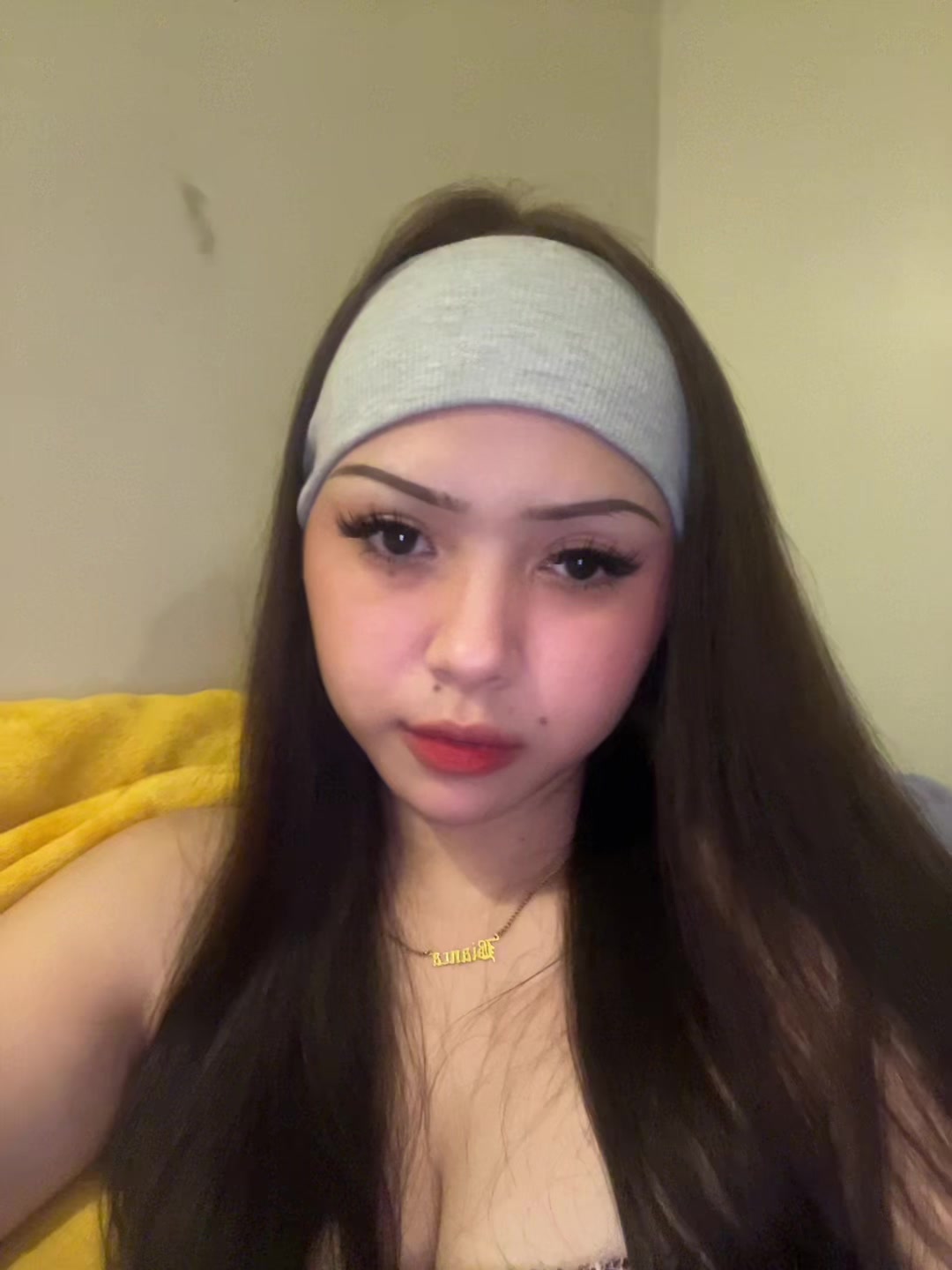 @hellah_bad