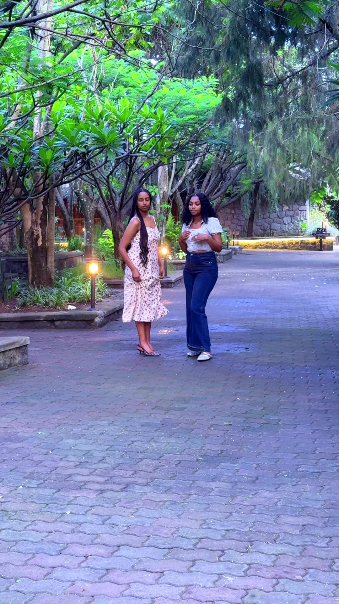 @bezi