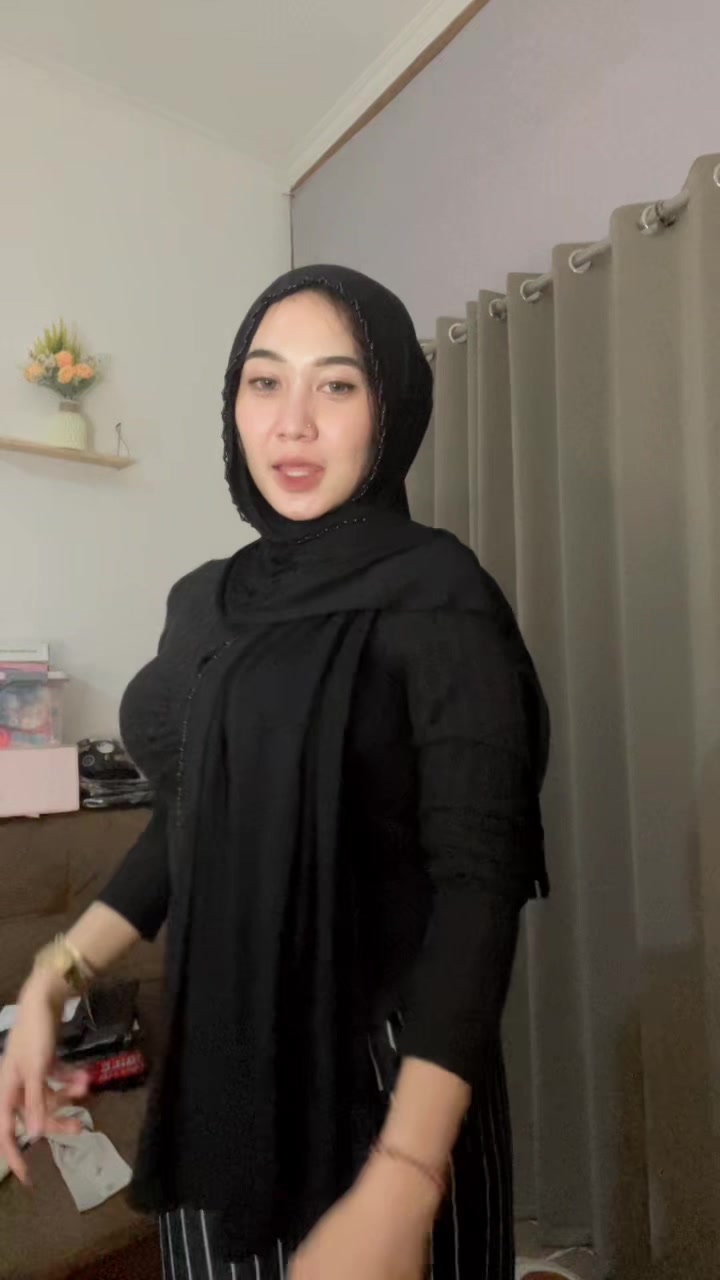 @momon 2