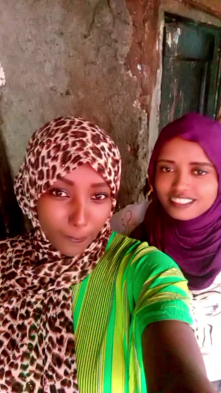 @ሪች ነኘ ፀይሟ