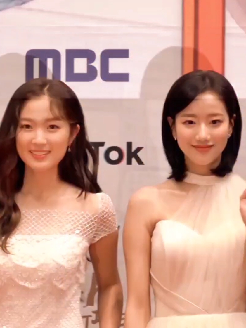 @โใ