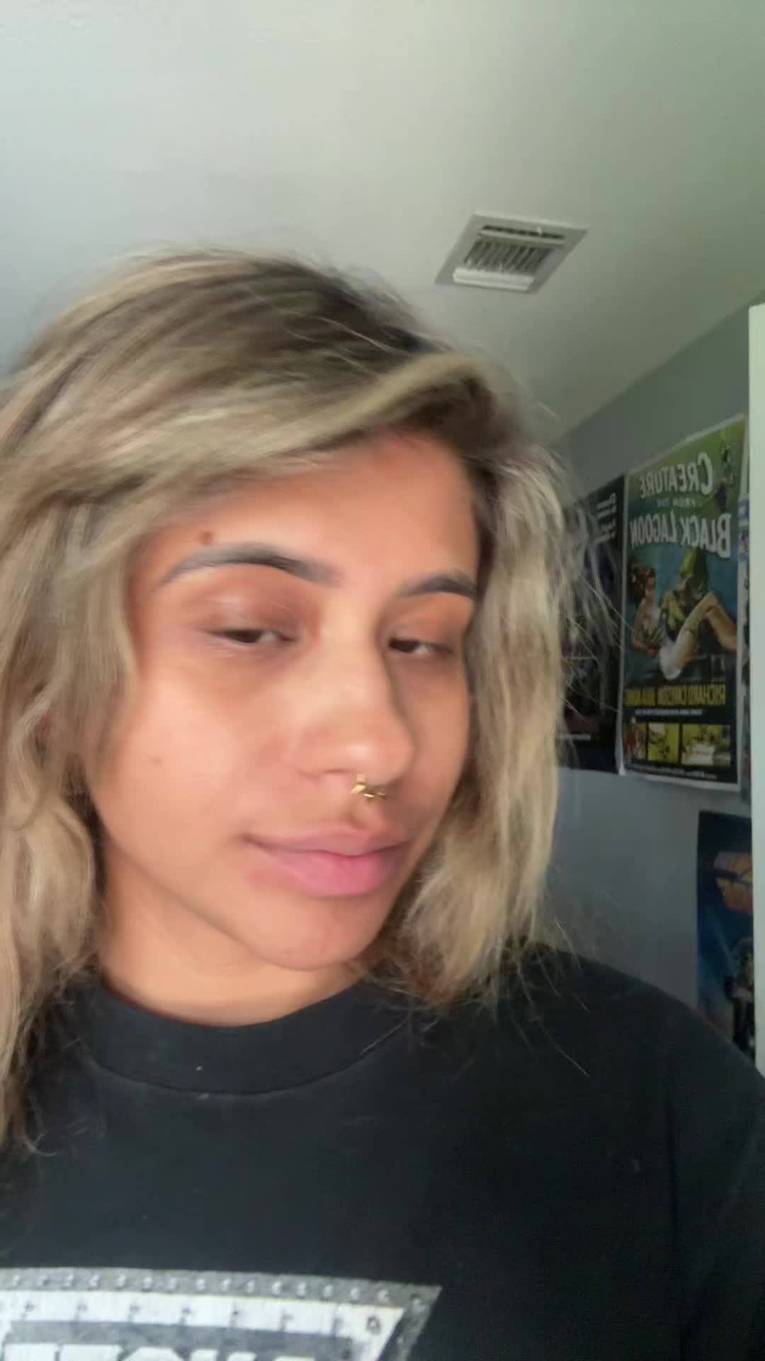 @Jariii