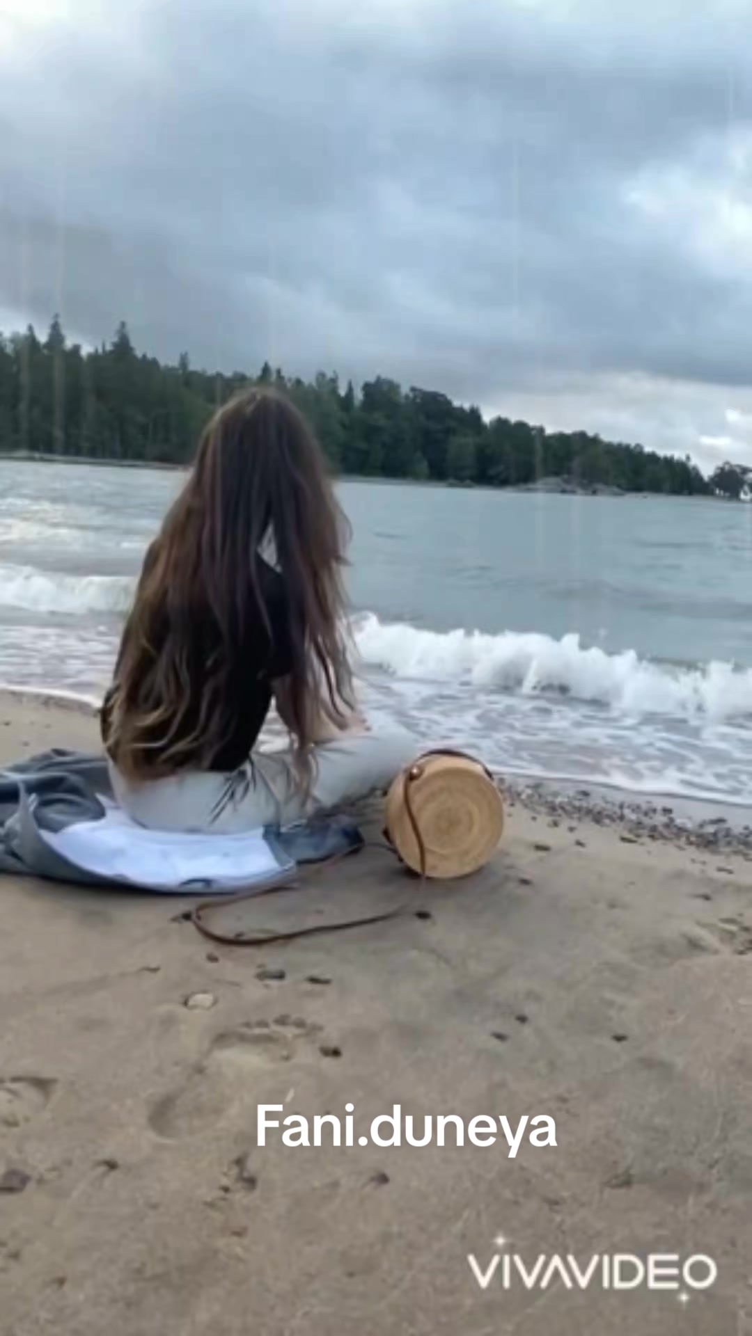 @Faniduneya36